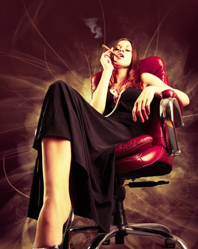 217286_201530513220448_189589_n