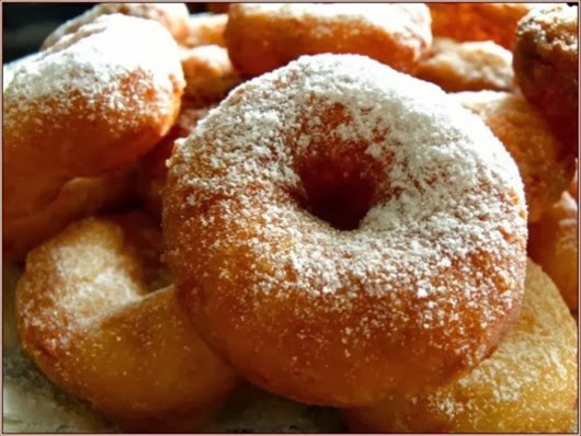 Vozdushnyie-ponchiki-na-kefire-