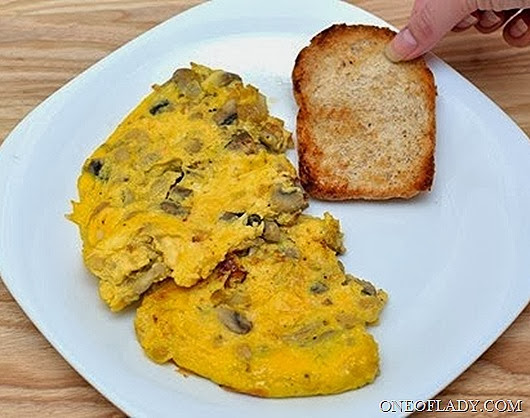 yaichnica-boltunya_s_gribami-93146_thumb[5]