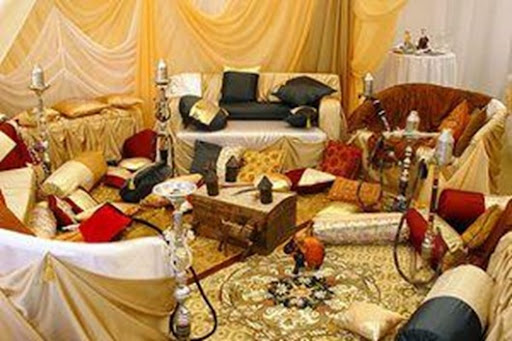 602722_403551936405405_495255467_n