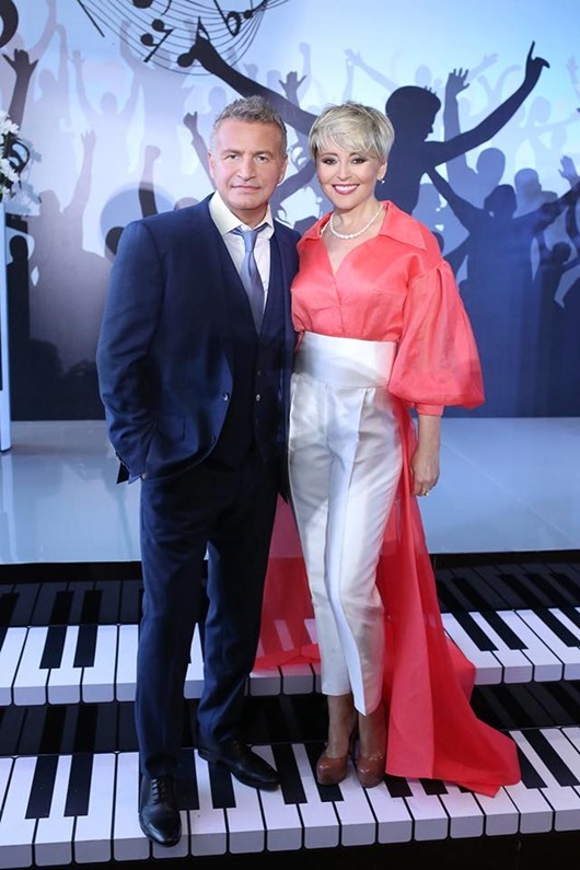 37418478_1694022324057221_7120874546327977984_n